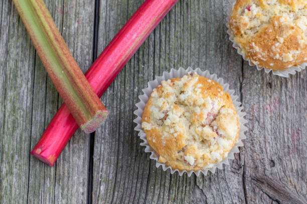 Strawberry Rhubarb Muffins