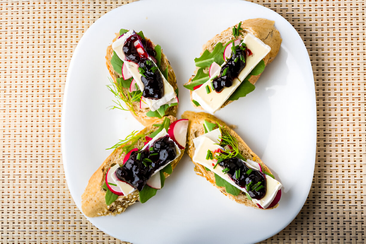 cheesy olive bread