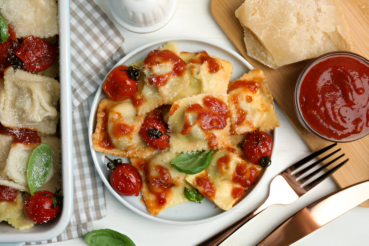 cheesy tortellini bake