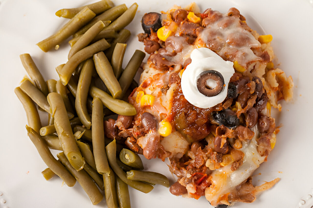 cheesy white bean tomato bake